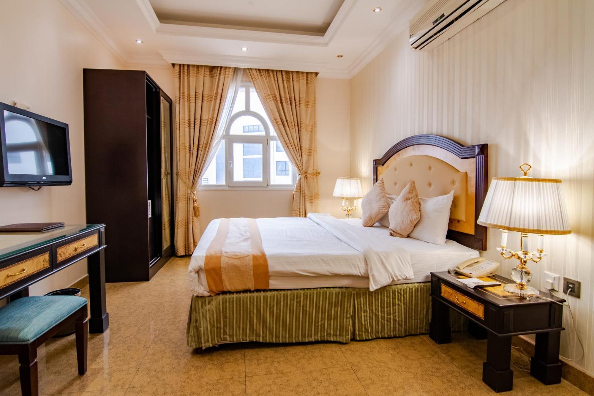 Garden Hotel Muscat By Royal Titan Group Bagian luar foto