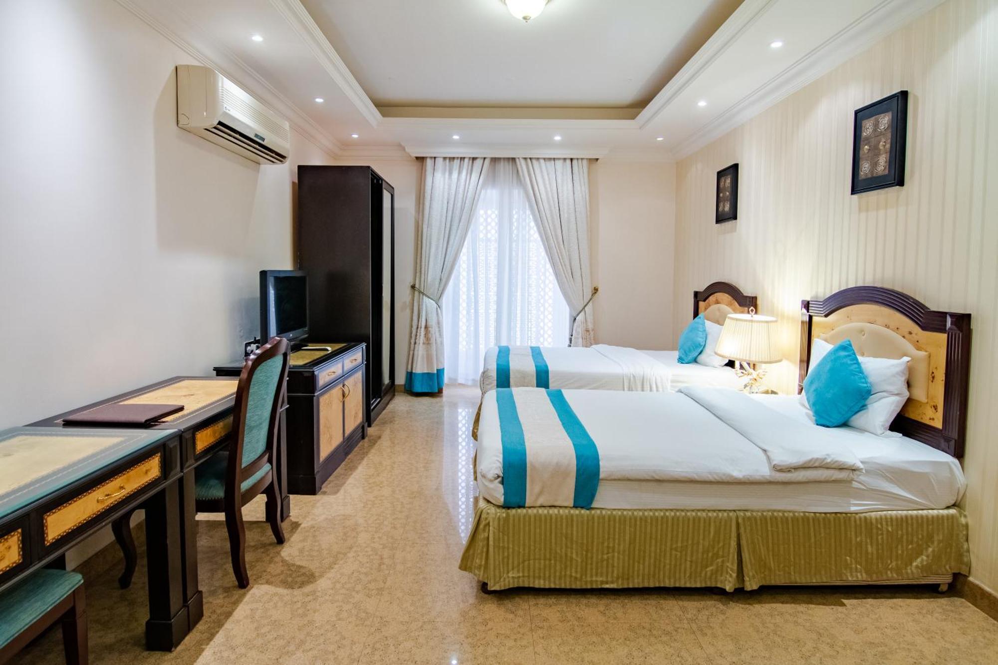 Garden Hotel Muscat By Royal Titan Group Bagian luar foto