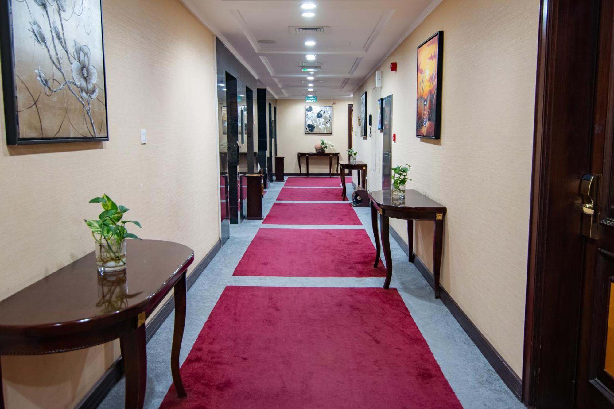 Garden Hotel Muscat By Royal Titan Group Bagian luar foto