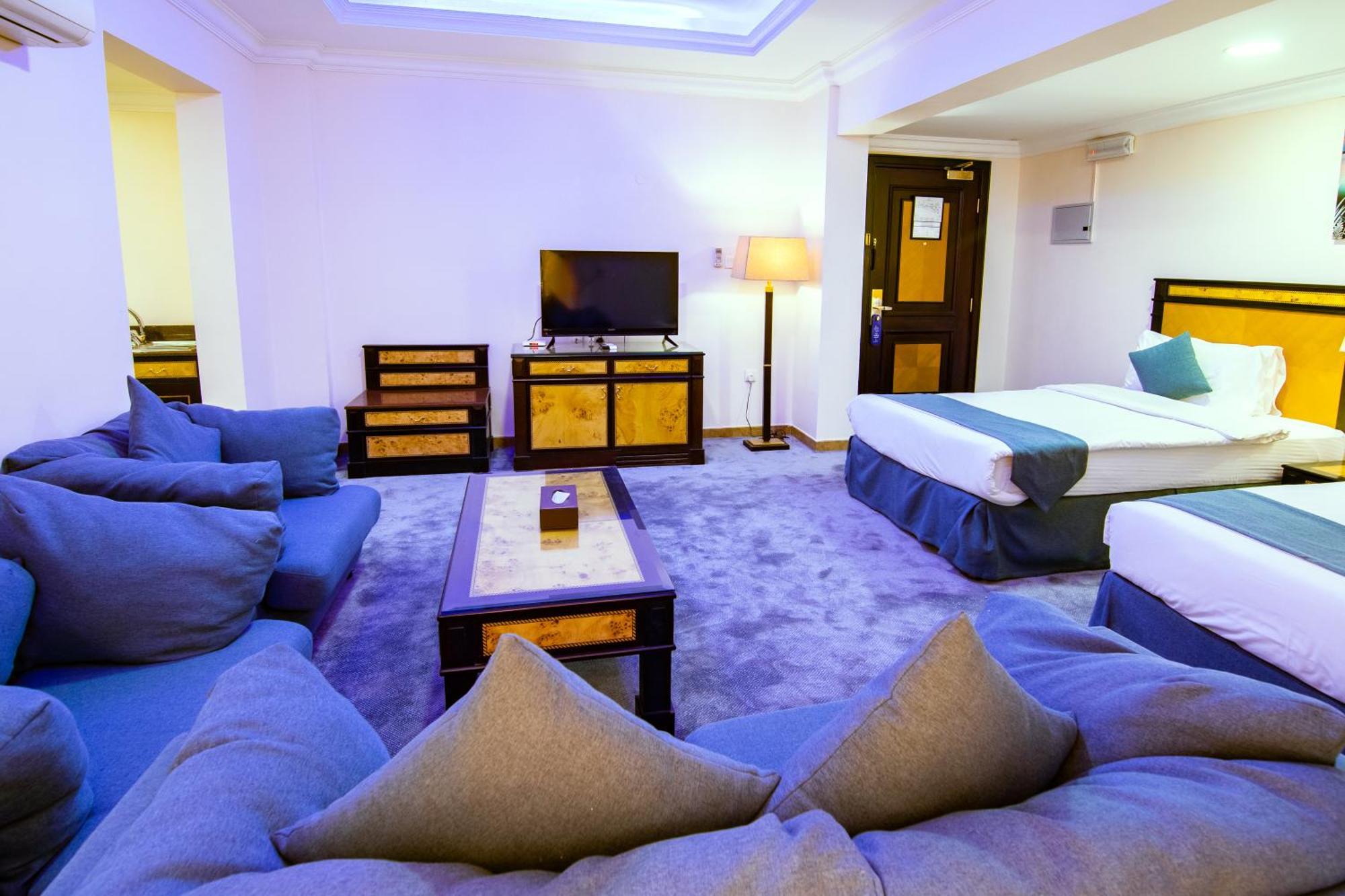 Garden Hotel Muscat By Royal Titan Group Bagian luar foto